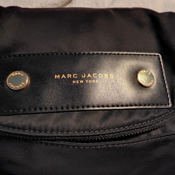 Marc Jacob's - Picture 2 of 4